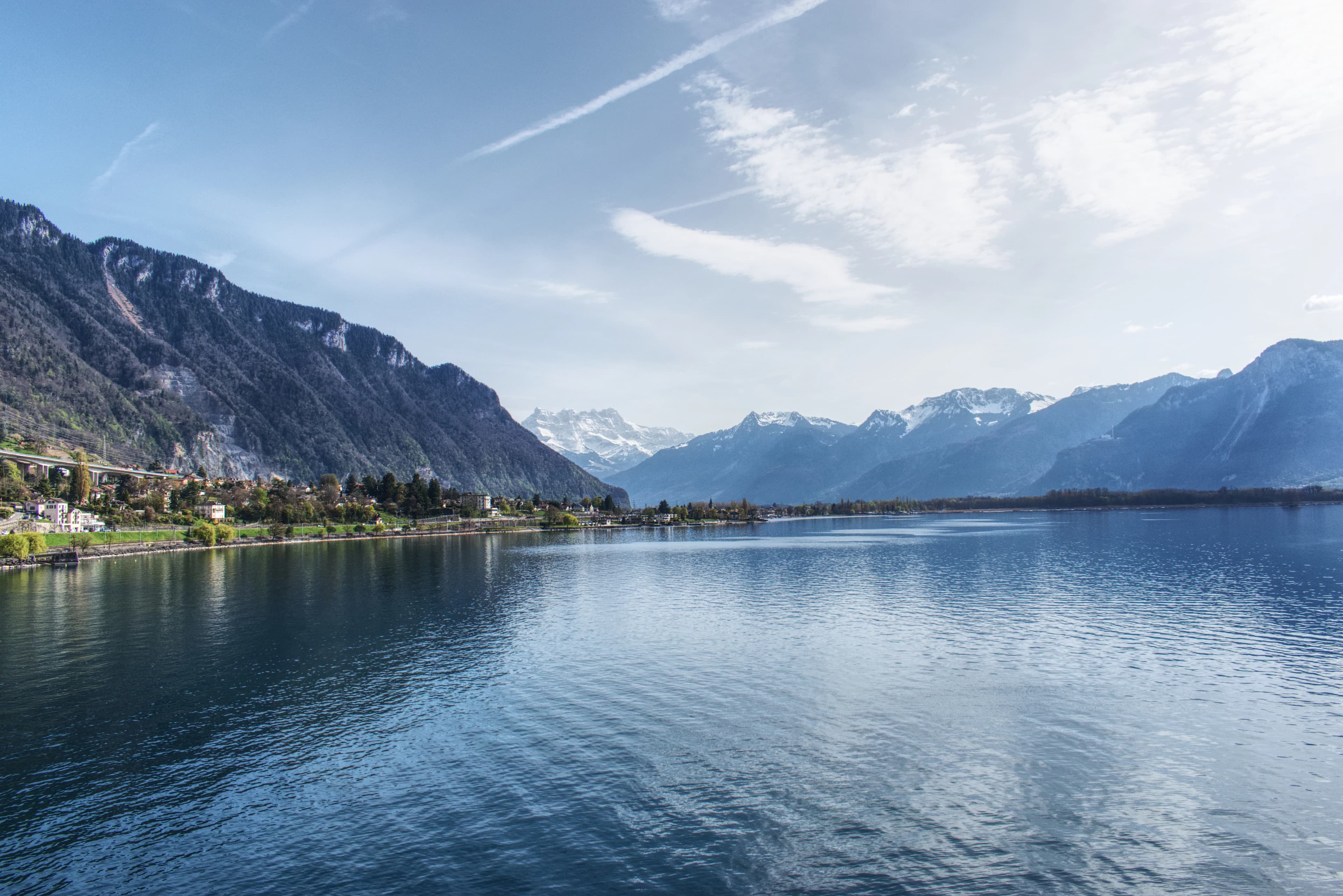 a large body of water surrounded by mountains