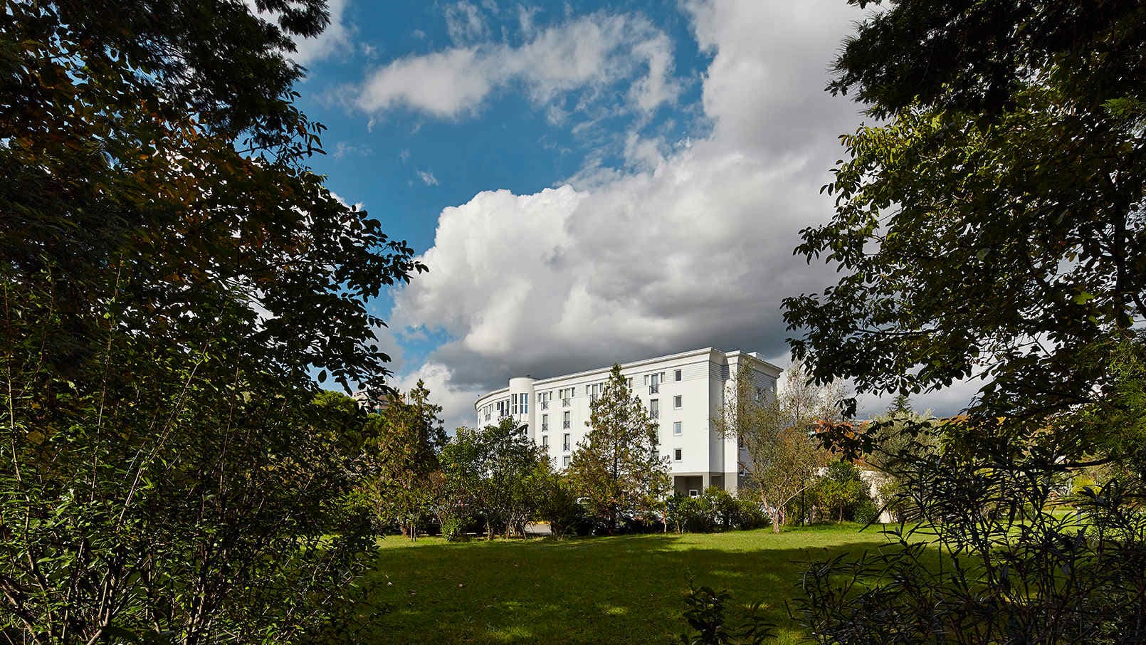 Rogner Hotel Tirana Ansicht 2