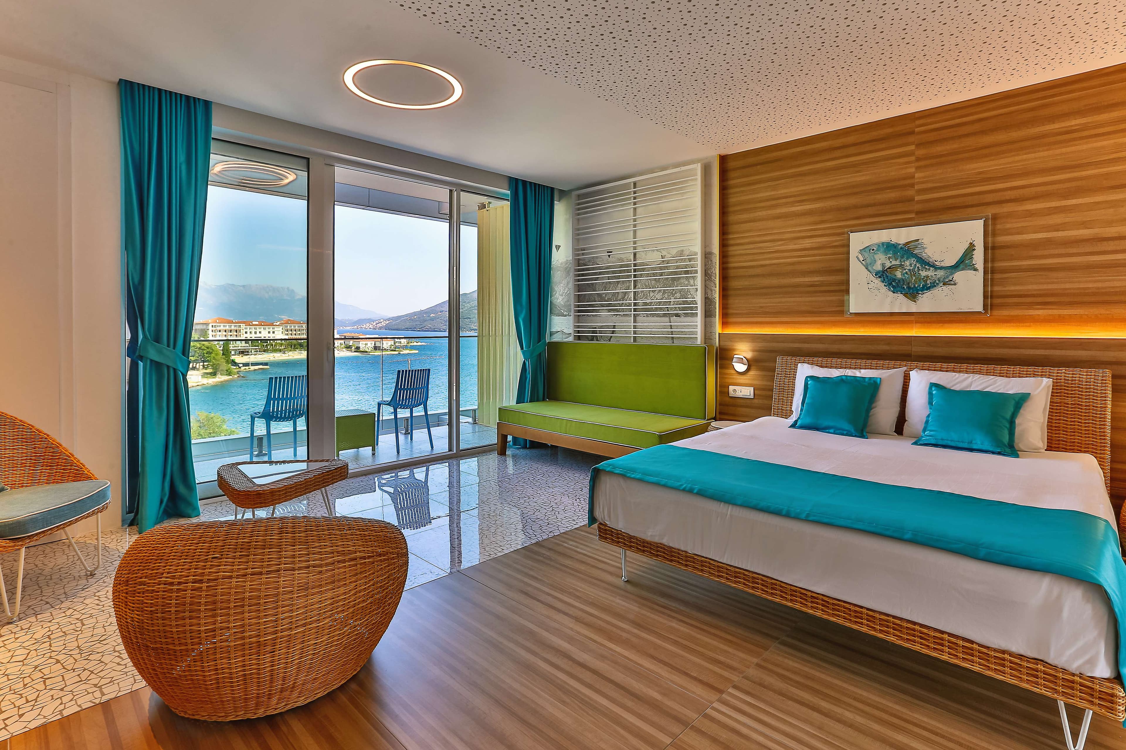 Carine Hotel Kumbor Ansicht 5