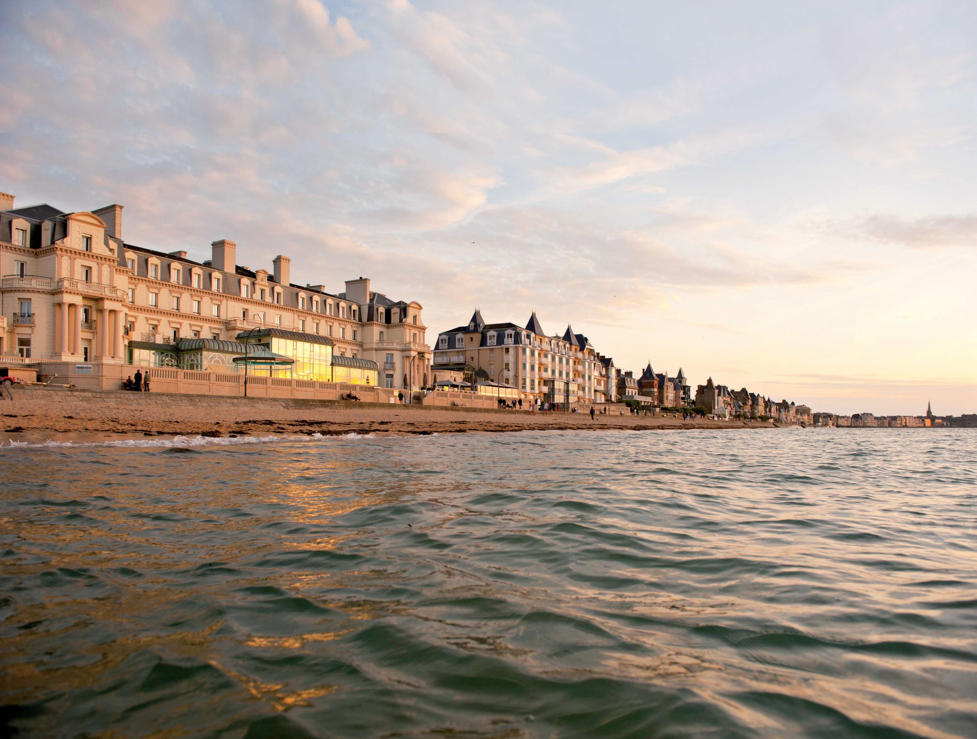 Grand Hotel des Thermes Ansicht 7
