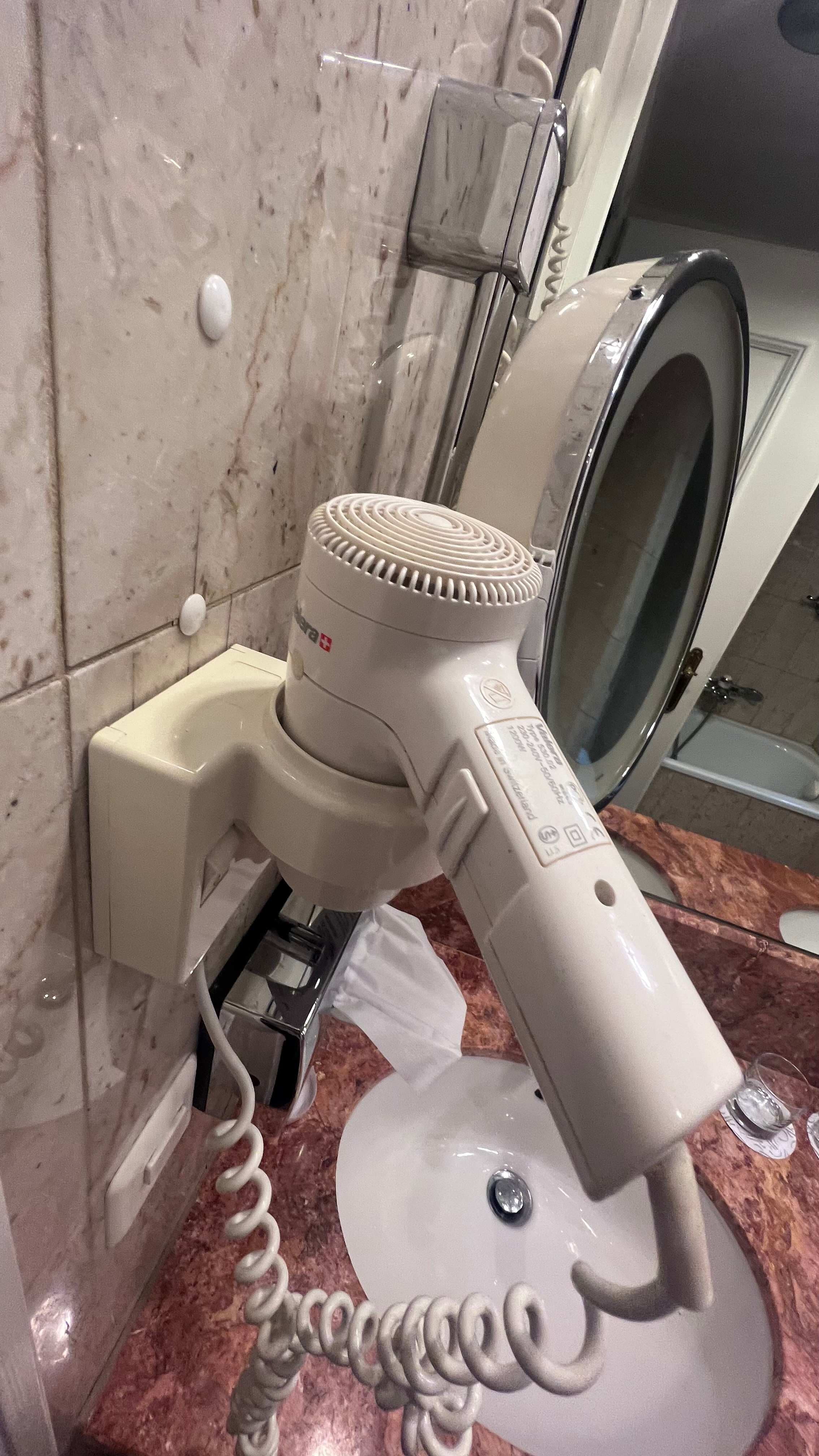 Fairmont Hotel Le Montreux Palace Ansicht 3