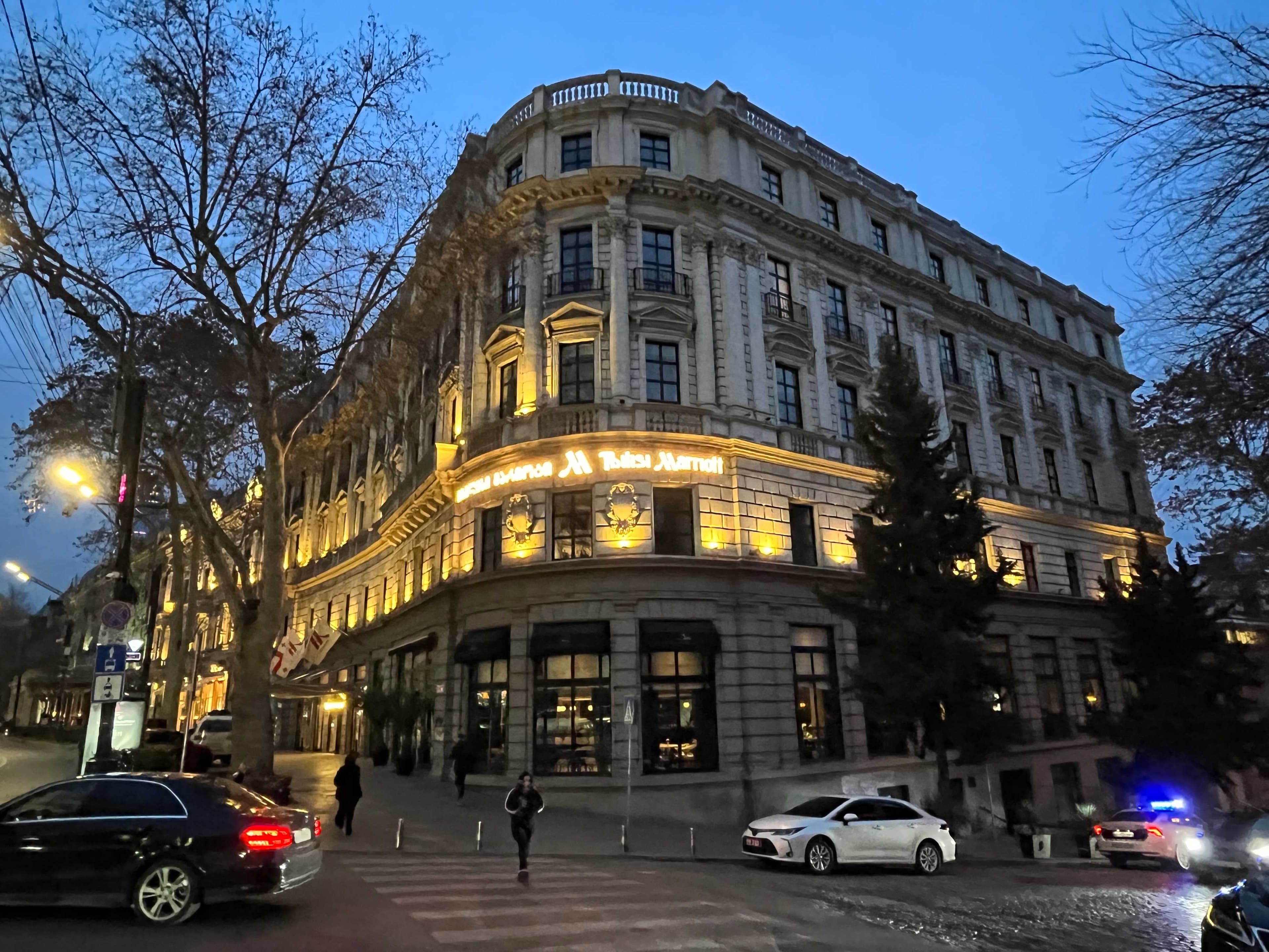 Marriott Tbilisi Hotel Ansicht 2
