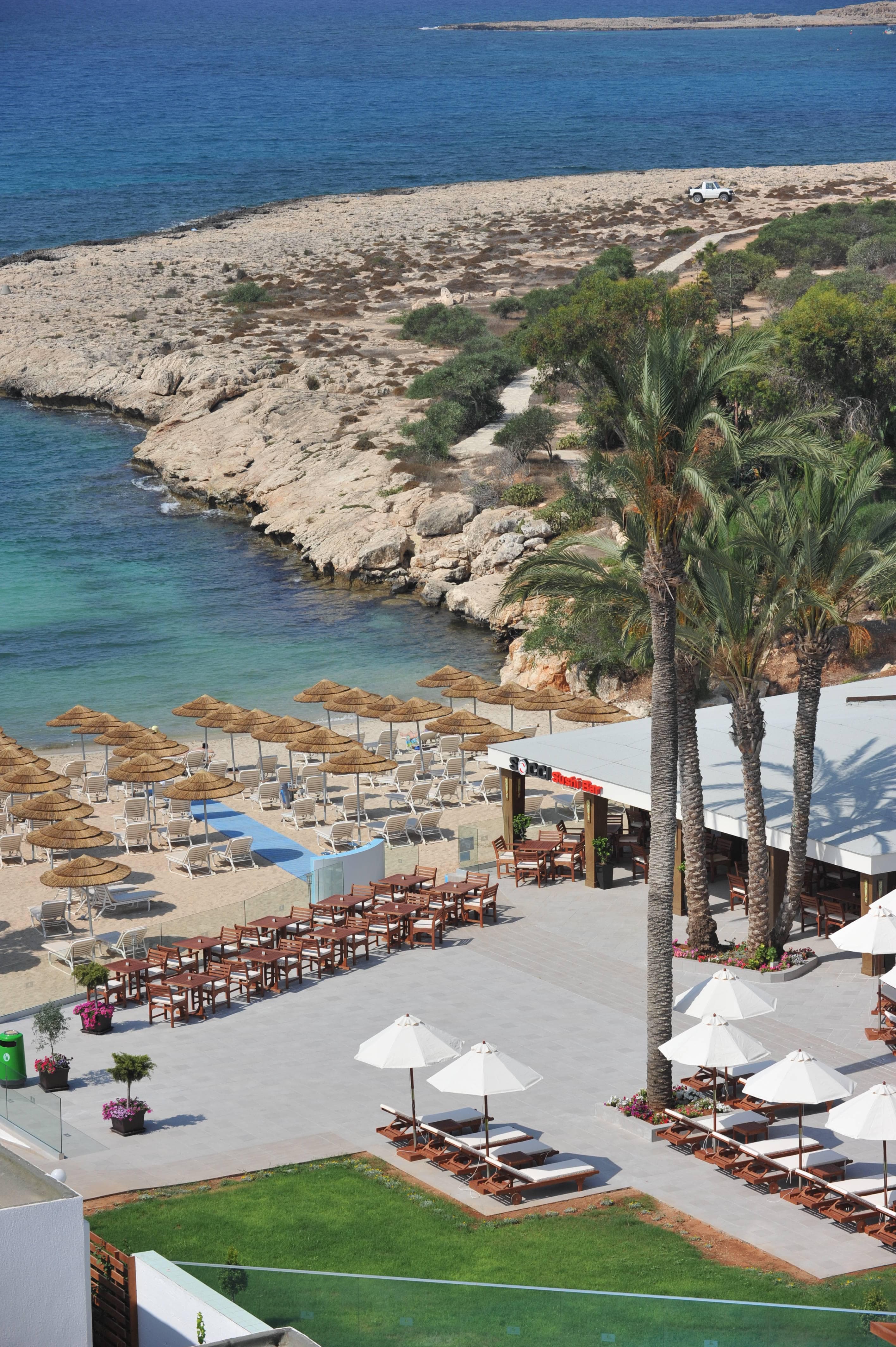 Adams Beach Hotel Deluxe Wing Ansicht 10