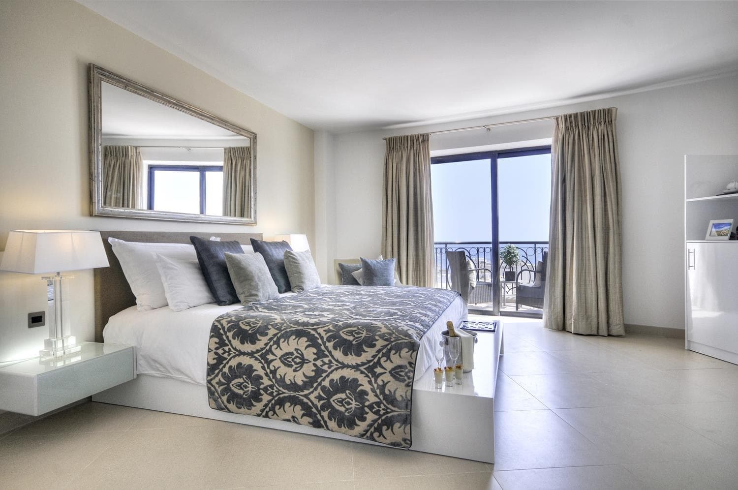 AX The Palace Ansicht 4