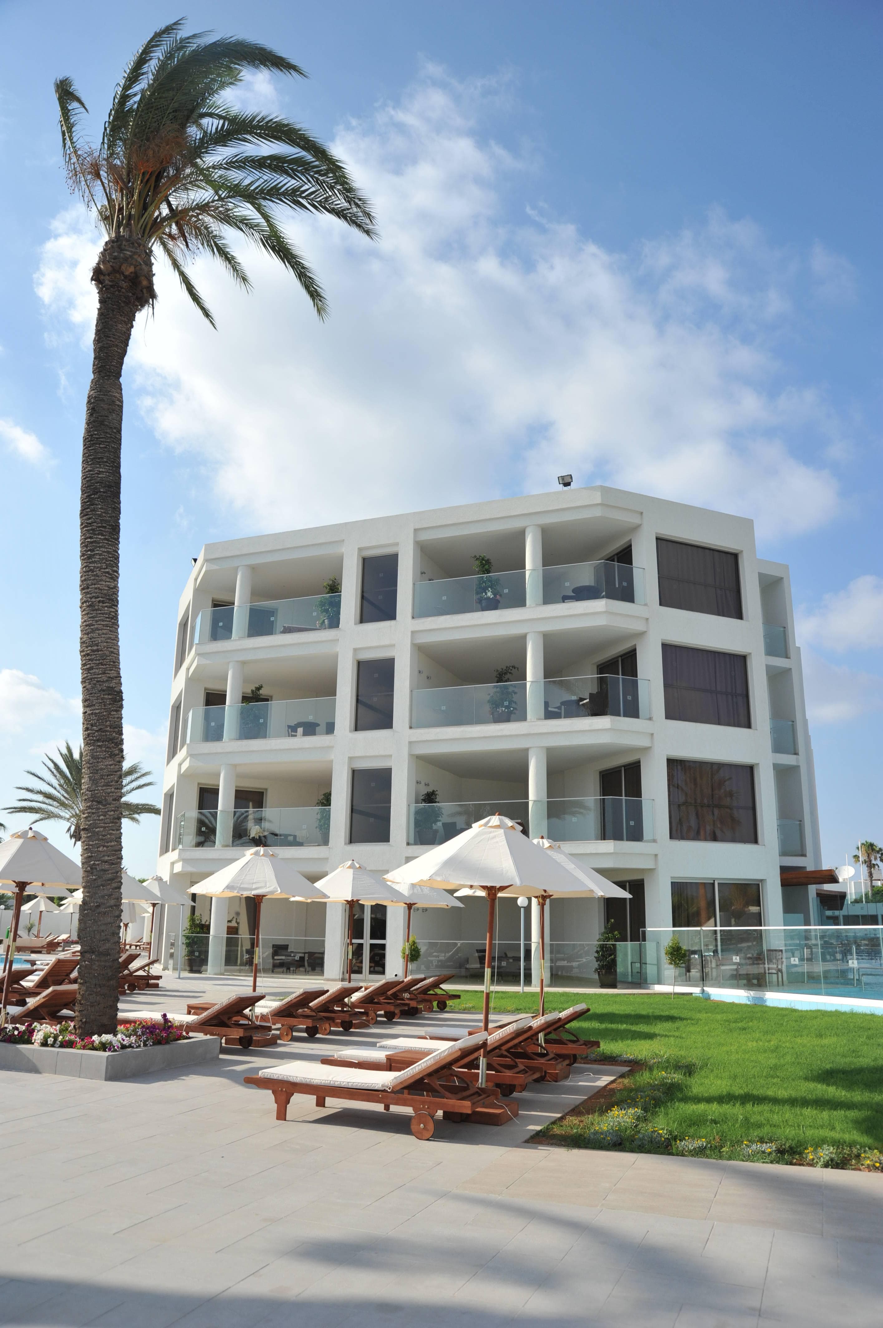 Adams Beach Hotel Deluxe Wing Ansicht 3