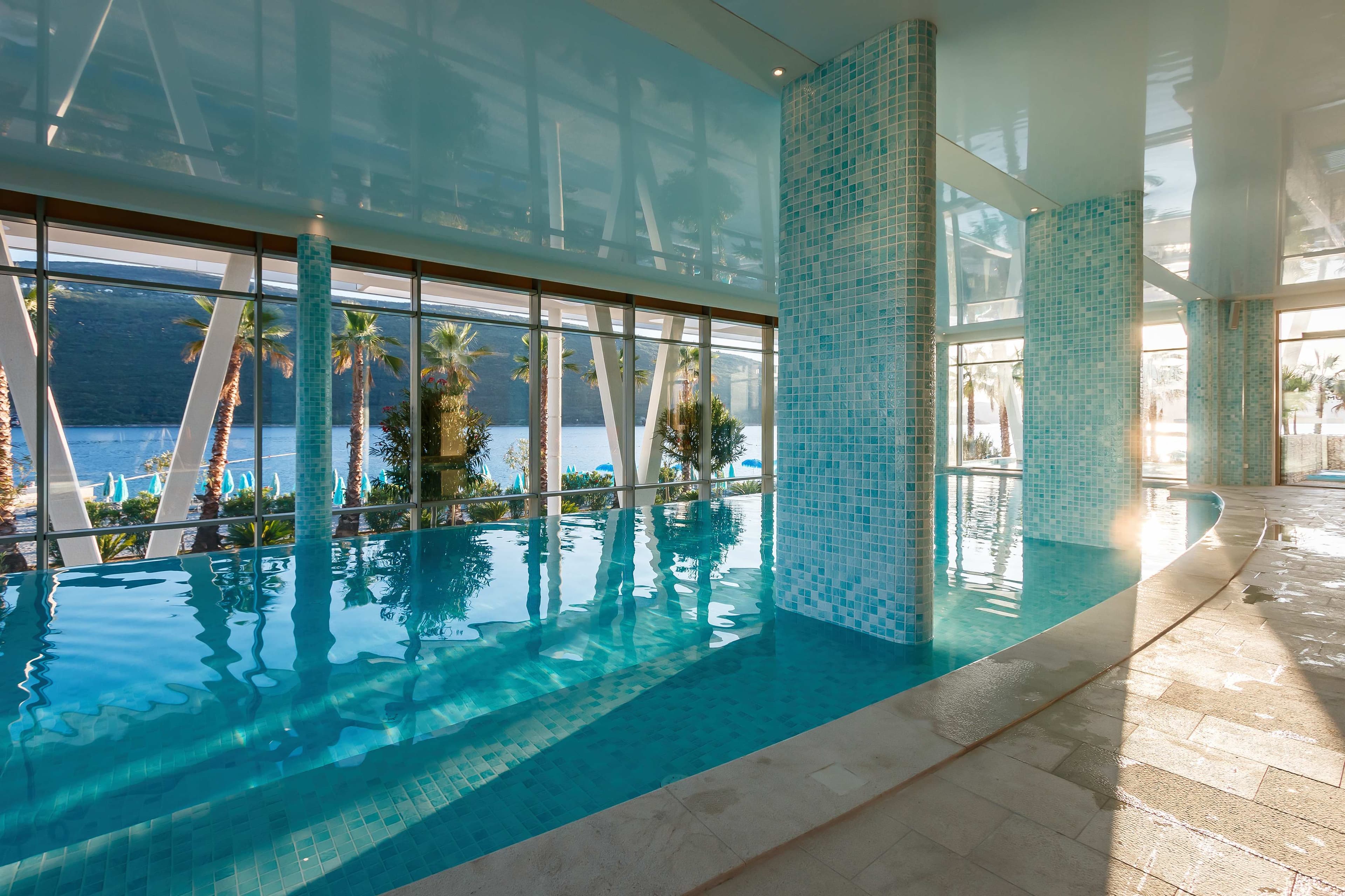 Carine Hotel Kumbor Ansicht 7